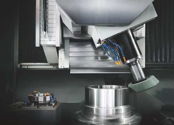 آلة طحن عمودية عالية الدقة ، طاحونة عمودية CNC لغرض طحن العديد من القوالب
