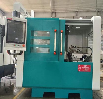 خطوة أسفل آلة CNC طحن آلة تحميل وتفريغ تلقائي